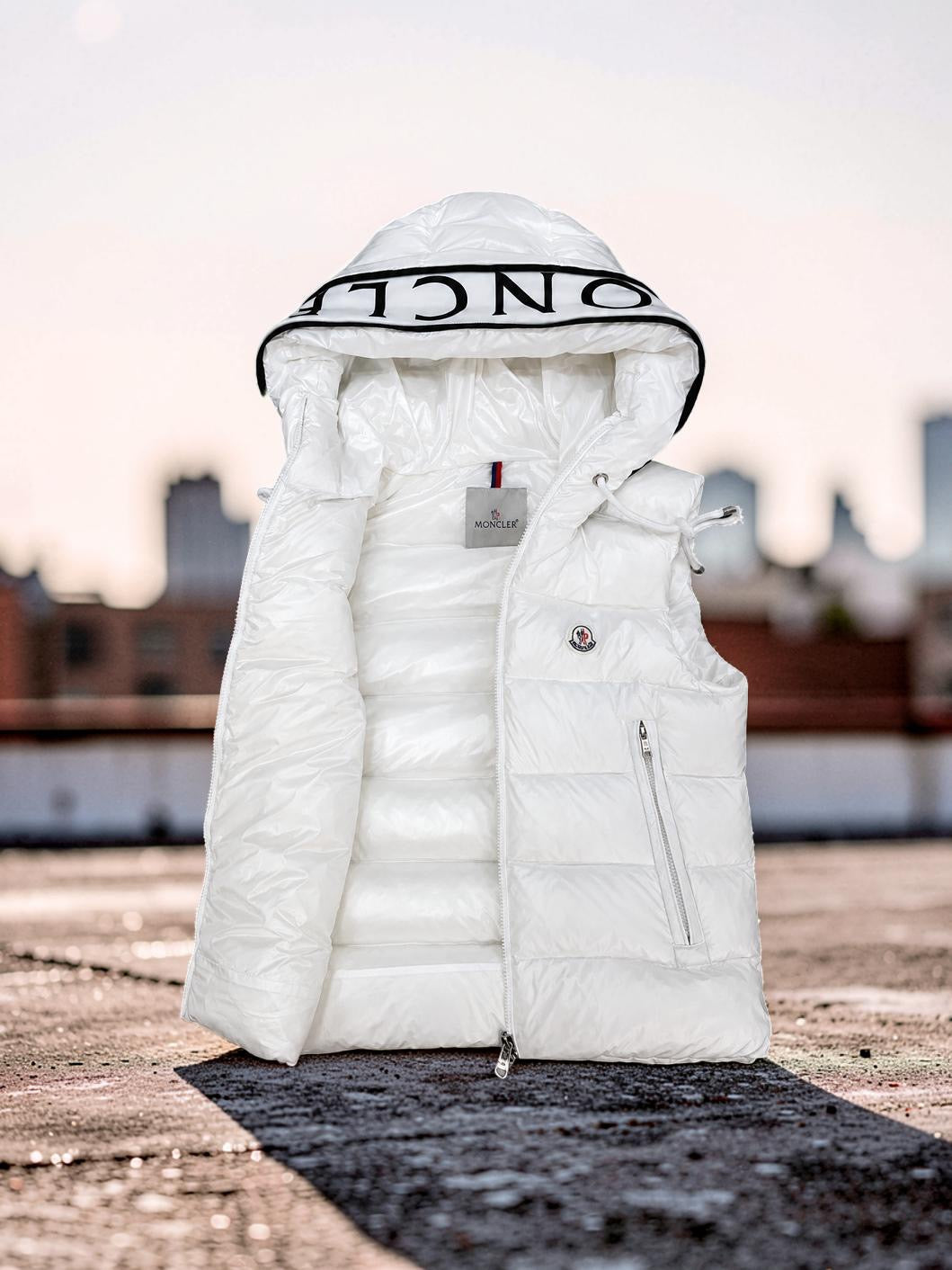 MONK / DUCK DOWN PUFFER HOODED VEST
